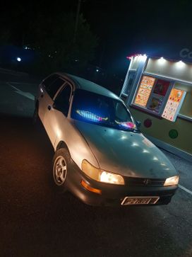  Toyota Corolla 2000 , 255000 , -