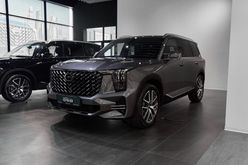 ������ GS8, 2025