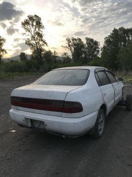  Toyota Corona 1993 , 93000 , 