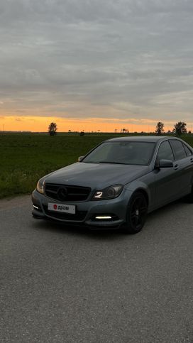  Mercedes-Benz C-Class 2011 , 1000000 , -