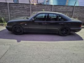  Mercedes-Benz E-Class 1999 , 520000 , 