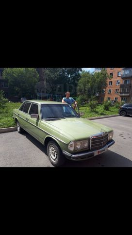  Mercedes-Benz E-Class 1979 , 400000 , 