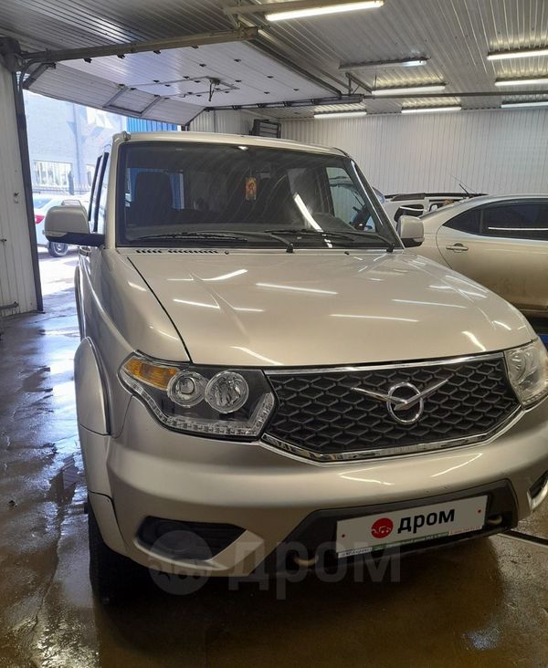 SUV     2018 , 749000 , 