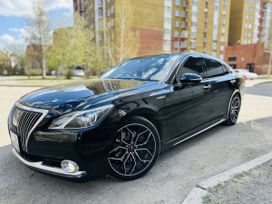  Toyota Crown Majesta 2016 , 3330000 , 