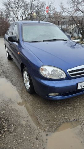    2010 , 280000 , 