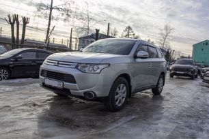 SUV   Mitsubishi Outlander 2014 , 1550000 , 