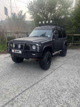 SUV   Nissan Safari 1993 , 2100000 , 