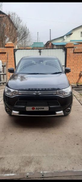 SUV   Mitsubishi Outlander 2015 , 2200000 , -