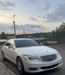  Mercedes-Benz S-Class 2011 , 2200000 , 