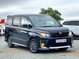    Toyota Voxy 2015 , 1880000 , 
