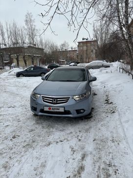  Honda Accord 2011 , 1600000 , 