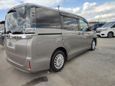    Toyota Voxy 2018 , 2195000 , 