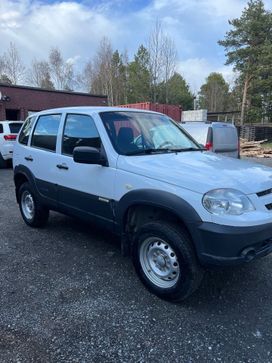 SUV   Chevrolet Niva 2017 , 620000 , 