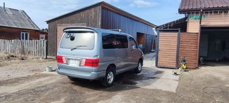    Toyota Granvia 1998 , 700000 , 