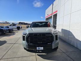  Toyota Tundra 2025 , 9900000 , 