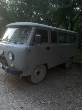      2005 , 320000 , 