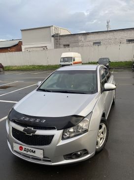  Chevrolet Cruze 2010 , 730000 , 