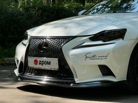  Lexus IS200t 2016 , 2850000 , 