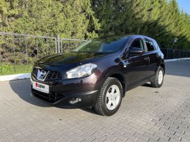 SUV   Nissan Qashqai 2010 , 1089000 , 