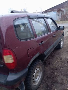 SUV   Chevrolet Niva 2003 , 240000 , 