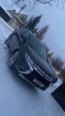 SUV   Mitsubishi Outlander 2017 , 1950000 , 