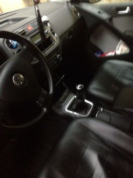 SUV   Volkswagen Tiguan 2010 , 585000 , 