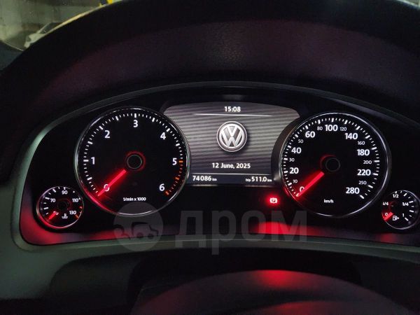 SUV   Volkswagen Touareg 2015 , 4200000 , 