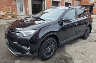 SUV   Toyota RAV4 2017 , 2900000 , 