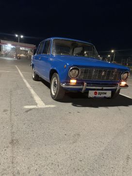   2101 1977 , 260000 , 