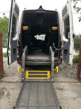  Mercedes-Benz Mercedes 2015 , 2000000 , 