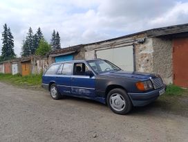  Mercedes-Benz E-Class 1995 , 320000 , 