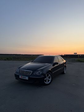 Mercedes-Benz C-Class 2004 , 850000 , 