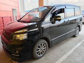    Toyota Voxy 2012 , 1850000 , 