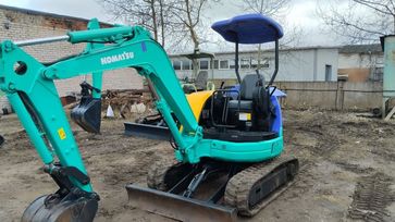 - Komatsu PC27 2014 , 1850000 , 