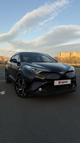 SUV   Toyota C-HR 2017 , 1930000 , --