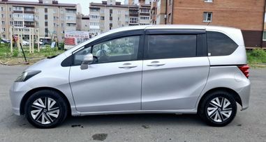    Honda Freed 2010 , 865000 , 