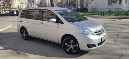    Toyota Isis 2010 , 1250000 , 