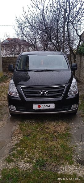    Hyundai H1 2016 , 2450000 , 