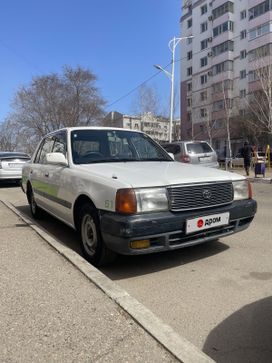  Toyota Crown 2003 , 240000 , 