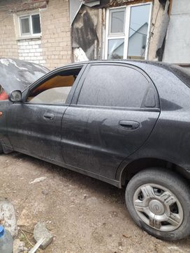    2010 , 25000 , 