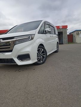    Honda Stepwgn 2019 , 2070000 , 