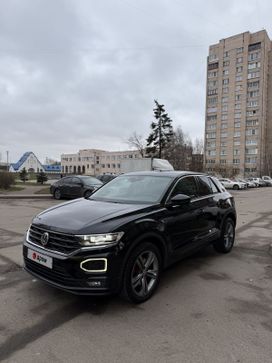 SUV   Volkswagen T-Roc 2020 , 2590000 , -