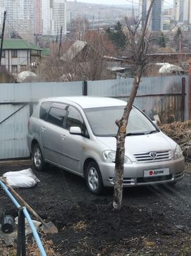    Toyota Ipsum 2001 , 900000 , 