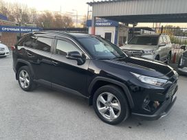 SUV   Toyota RAV4 2020 , 3200000 , --