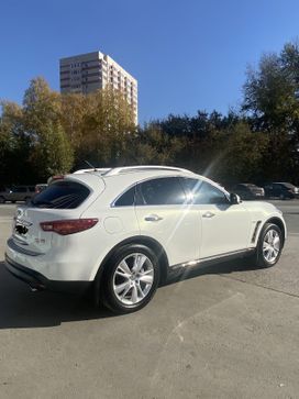 SUV   Infiniti QX70 2014 , 3200000 , 