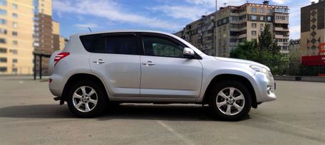 SUV   Toyota RAV4 2010 , 1680000 , 
