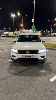 SUV   Volkswagen Tiguan 2018 , 1920000 , -
