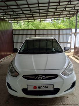  Hyundai Solaris 2013 , 740000 , 