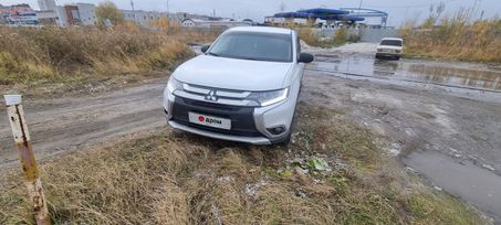 SUV   Mitsubishi Outlander 2016 , 1550000 , 