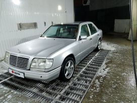  Mercedes-Benz E-Class 1993 , 450000 , 